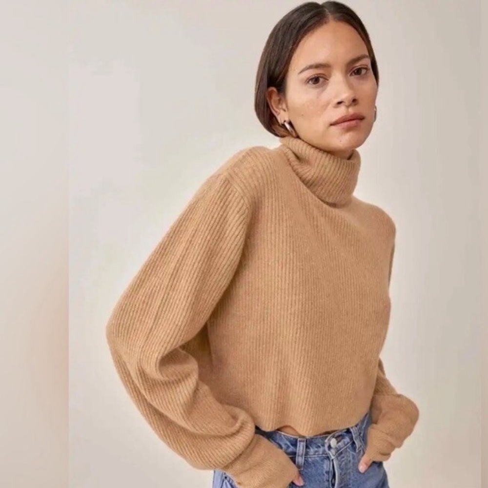 Reformation Garrett cashmere turtleneck cropped sweater
